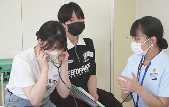 令和7年第1回オープンキャンパス:在校生スタッフとの懇親会